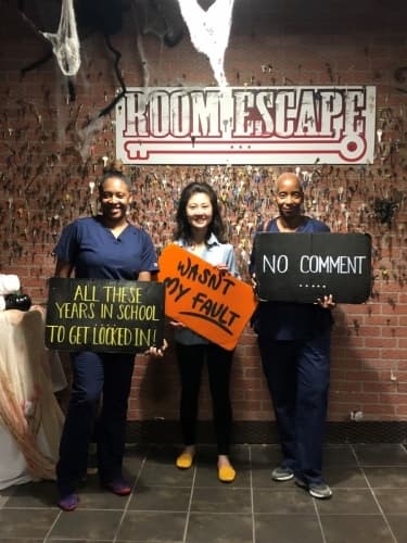 Team 2018 - Kendra,_Lizzie,_Pam_escape_room