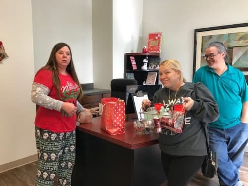 Team 2018 - PJ_and_Santa_lunch21